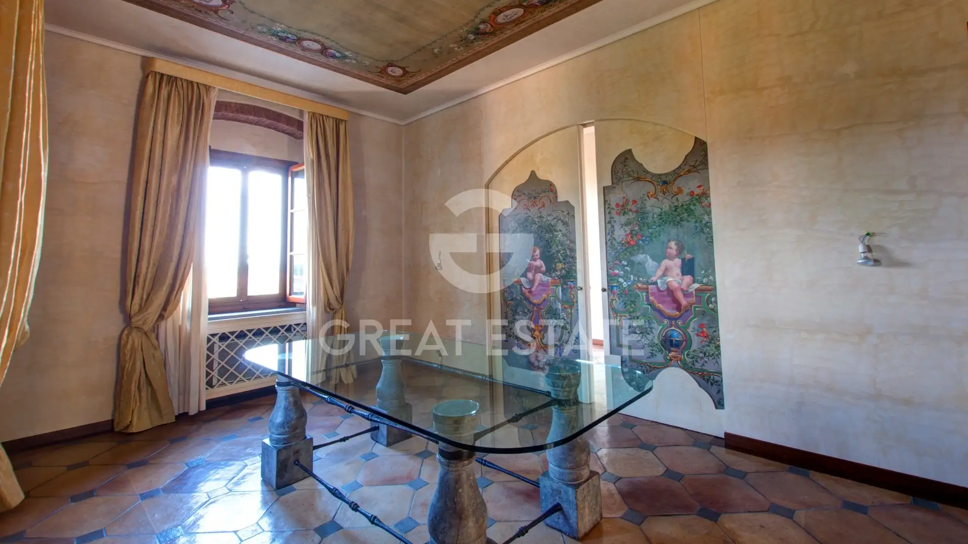 Вилла 1009м² в Италии, Ареццо. Стоимостью 1500000€ аренда фото-10