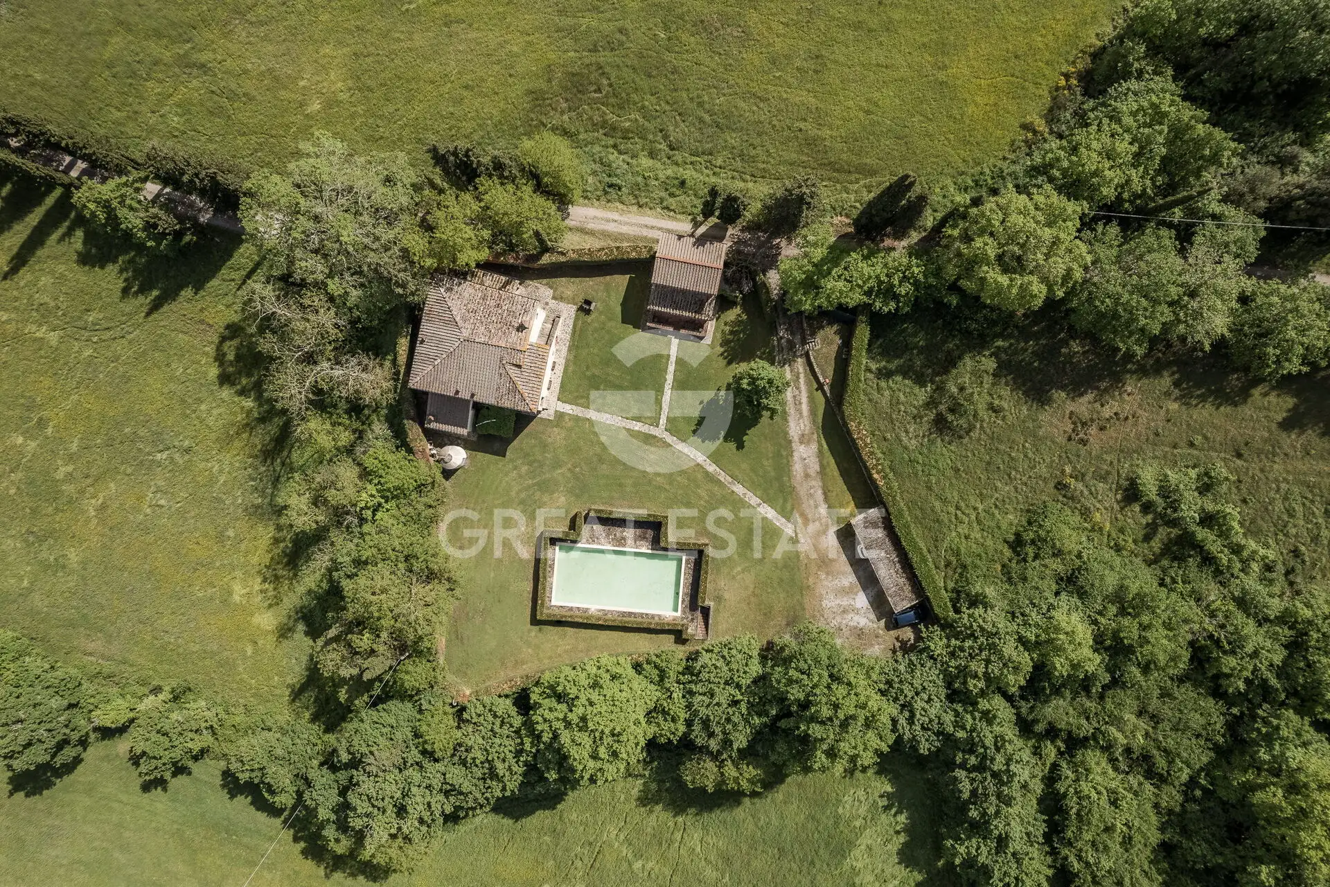 Дом 456м² в Италии, Ареццо. Стоимостью 700000€ аренда фото-6