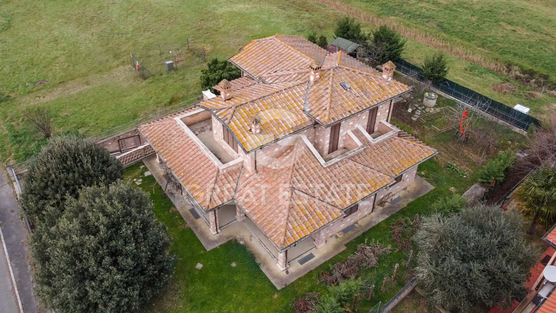 Дом 498м² в Италии, Перуджа. Стоимостью 420000€ аренда фото-3