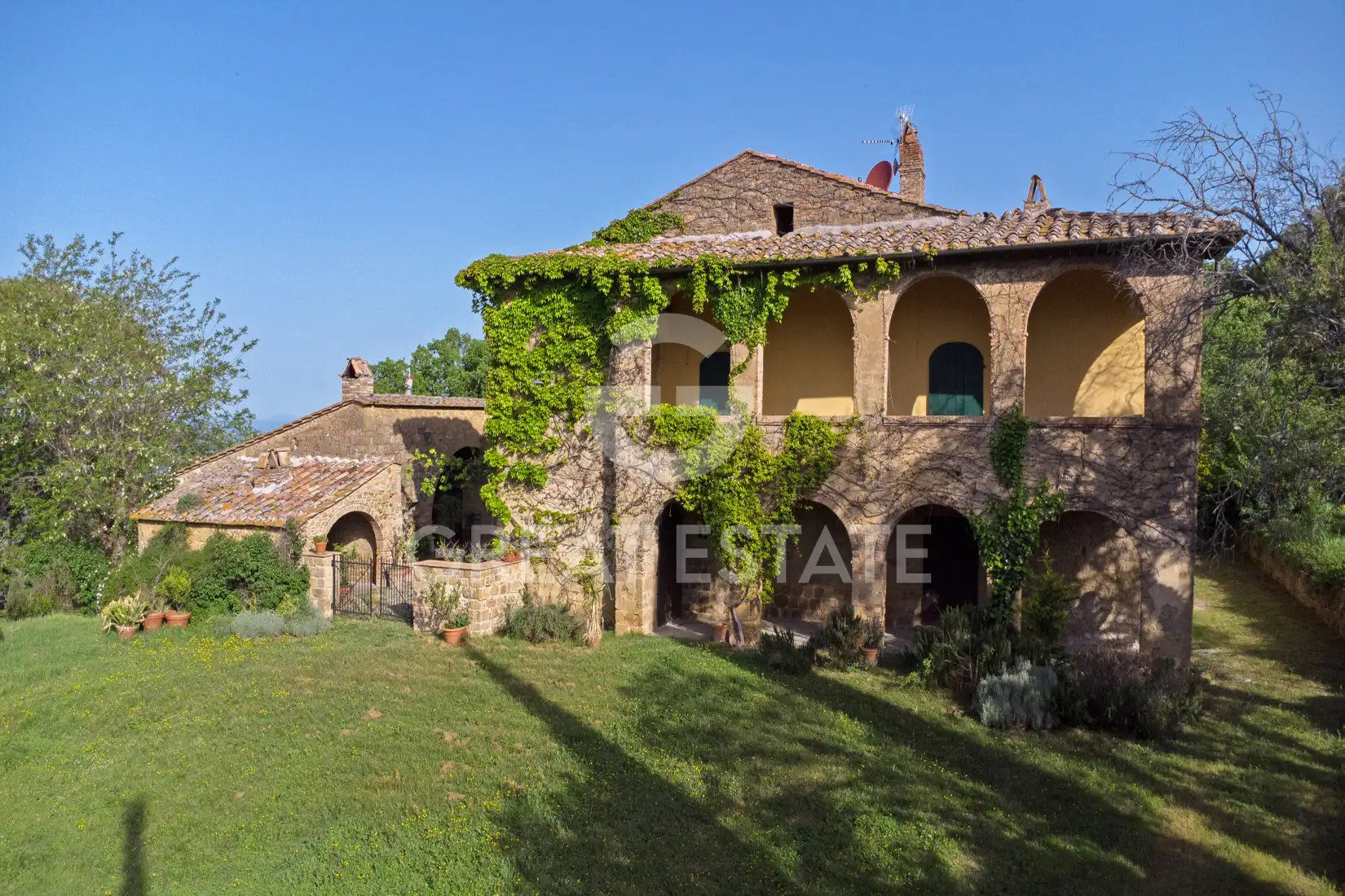 Дом 852м² в Италии, Сиена. Стоимостью 3200000€ аренда фото-7