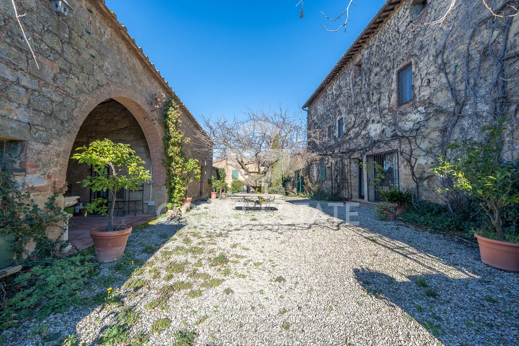 Дом 852м² в Италии, Сиена. Стоимостью 3200000€ аренда фото-15