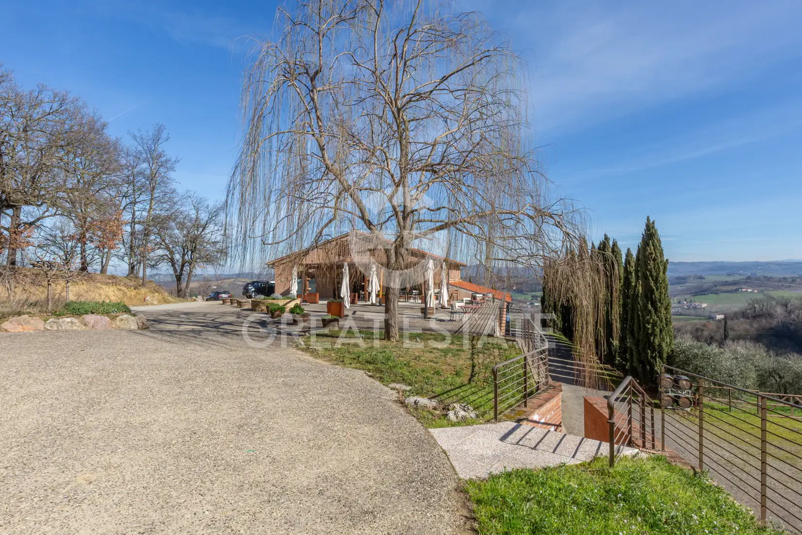 Дом 1418м² в Италии, Сиена. Стоимостью 4600000€ аренда фото-2