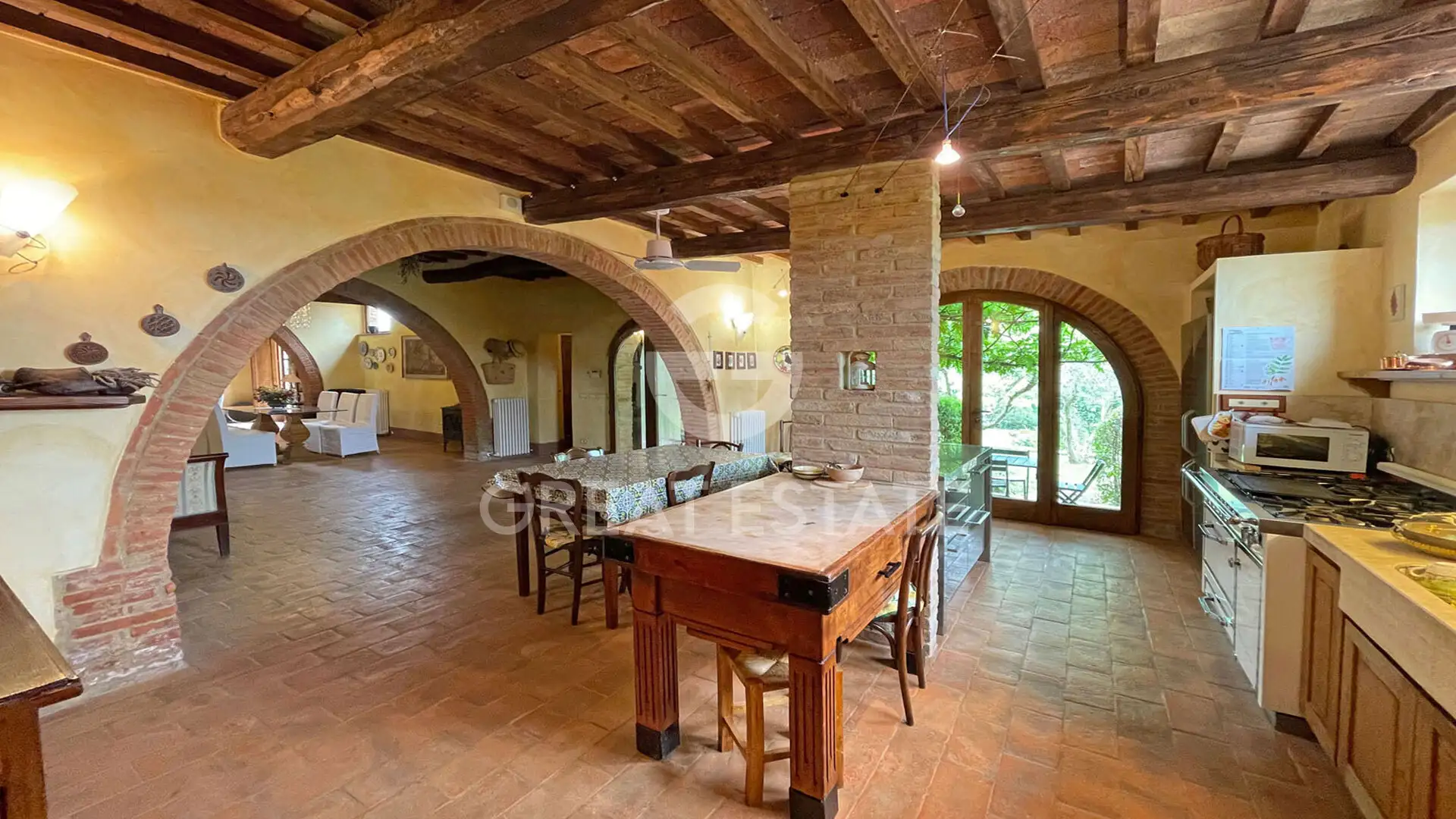 Дом 501м² в Италии, Ареццо. Стоимостью 1190000€ аренда фото-12