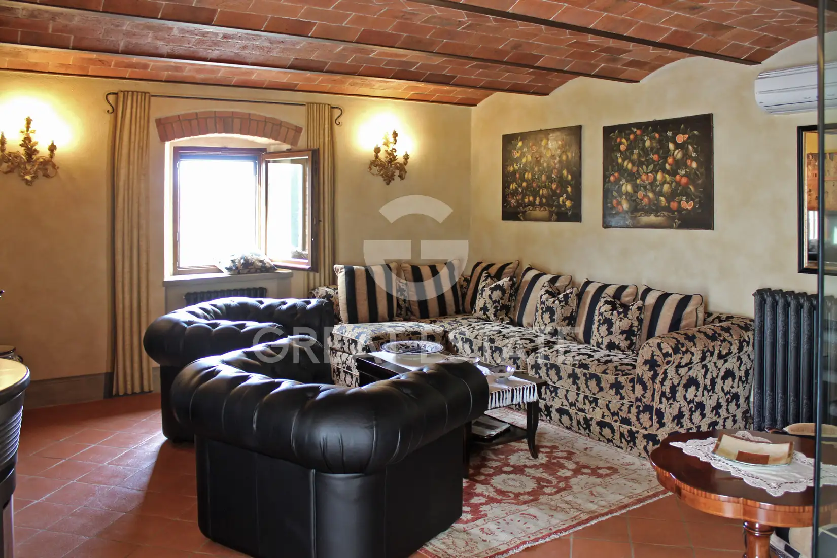 Дом 265м² в Италии, Сиена. Стоимостью 1200000€ аренда фото-11