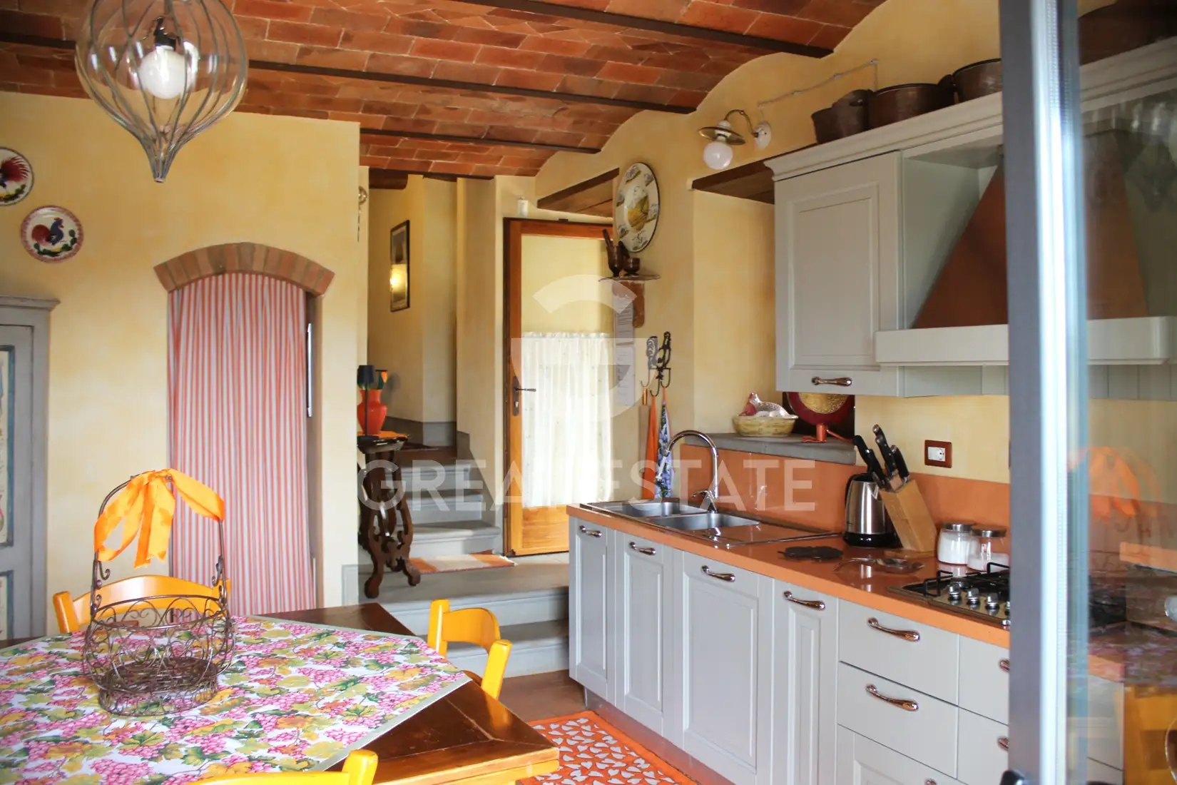 Дом 265м² в Италии, Сиена. Стоимостью 1200000€ аренда фото-13