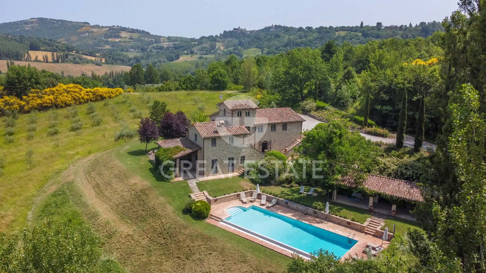 Дом 506м² в Италии, Перуджа. Стоимостью 1795000€ аренда фото-2
