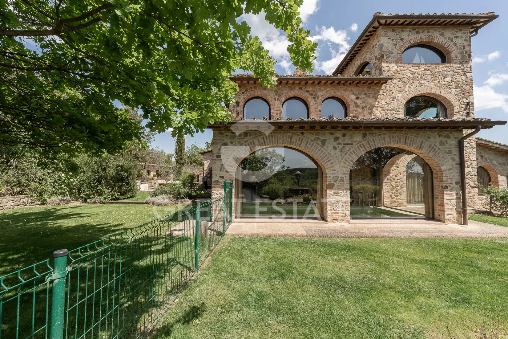 Дом 1198м² в Италии, Сиена. Стоимостью 9000000€ аренда фото-13