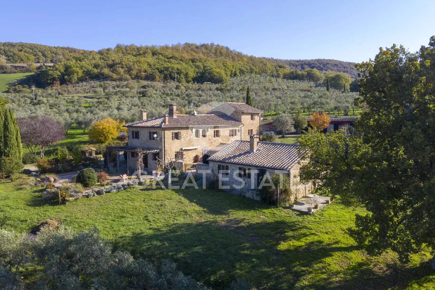 Дом 632м² в Италии, Сиена. Стоимостью 1900000€ аренда фото-4