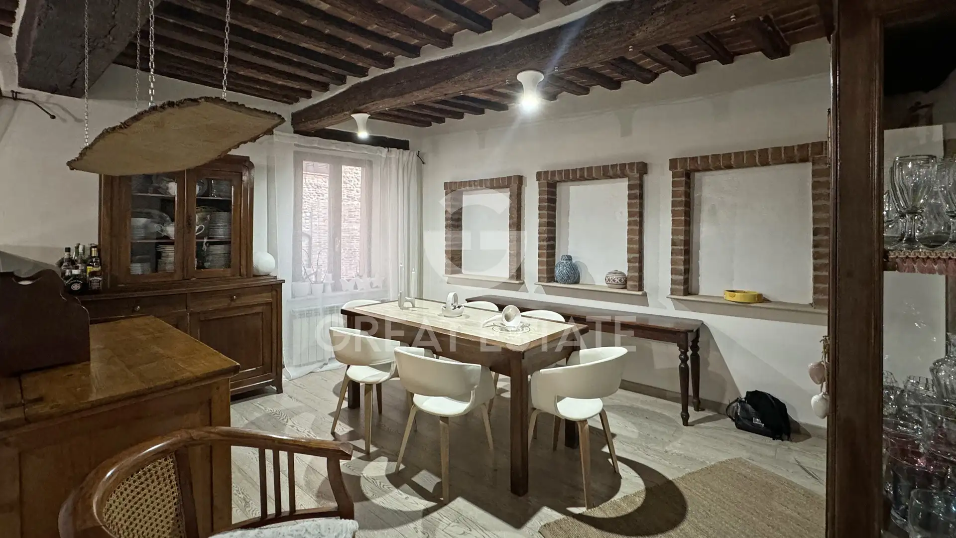 Квартира 246м² в Италии, Перуджа. Стоимостью 380000€ аренда фото-1