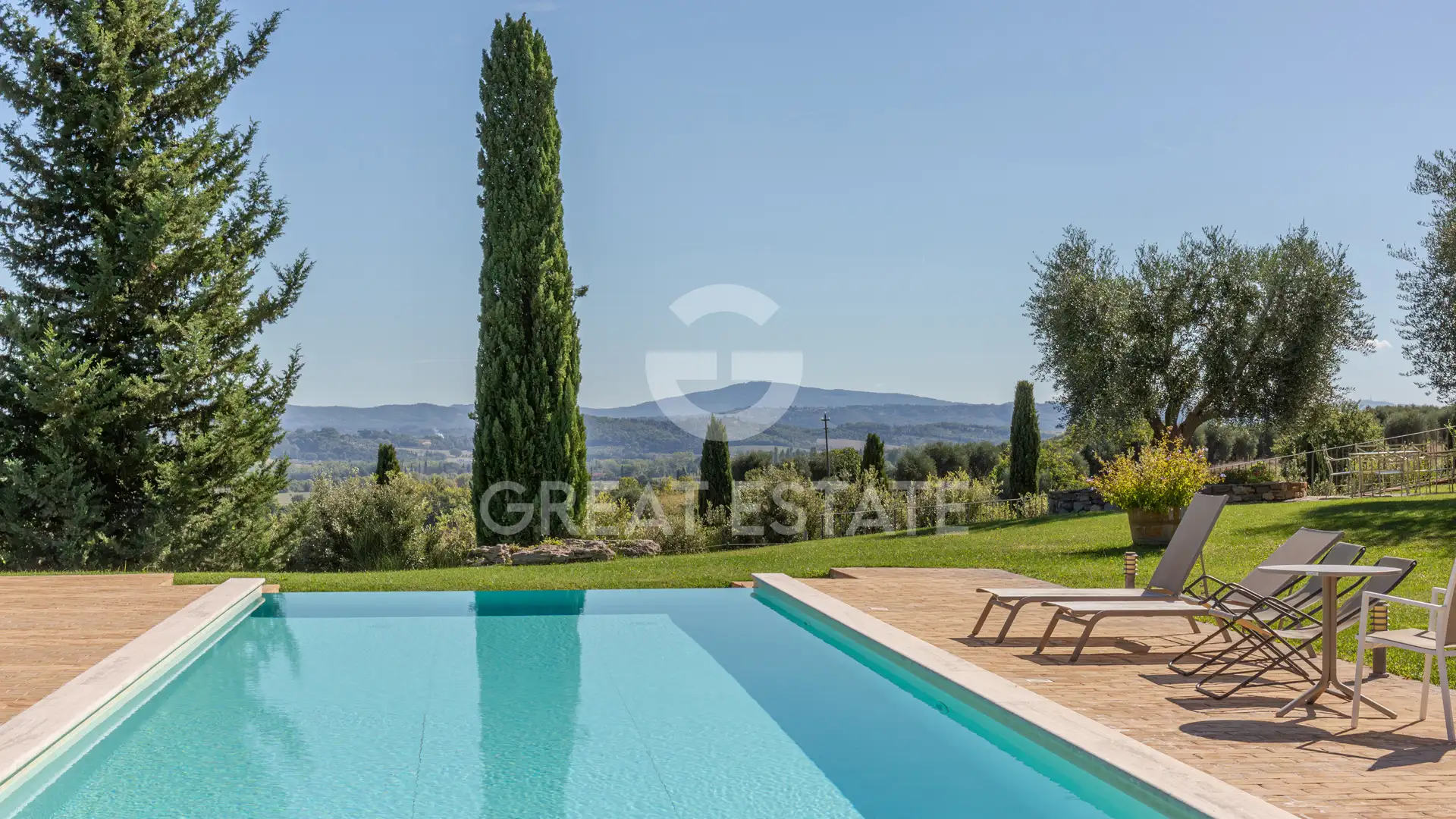 Дом 4584м² в Италии, Сиена. Стоимостью 15000000€ аренда фото-7