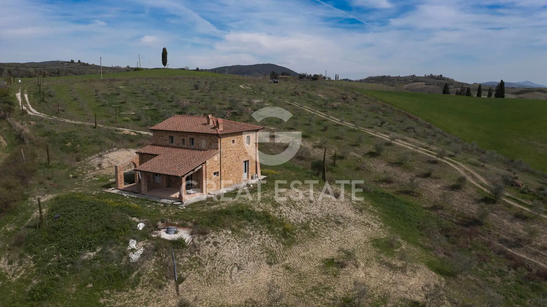 Дом 332м² в Италии, Сиена. Стоимостью 1390000€ аренда фото-5