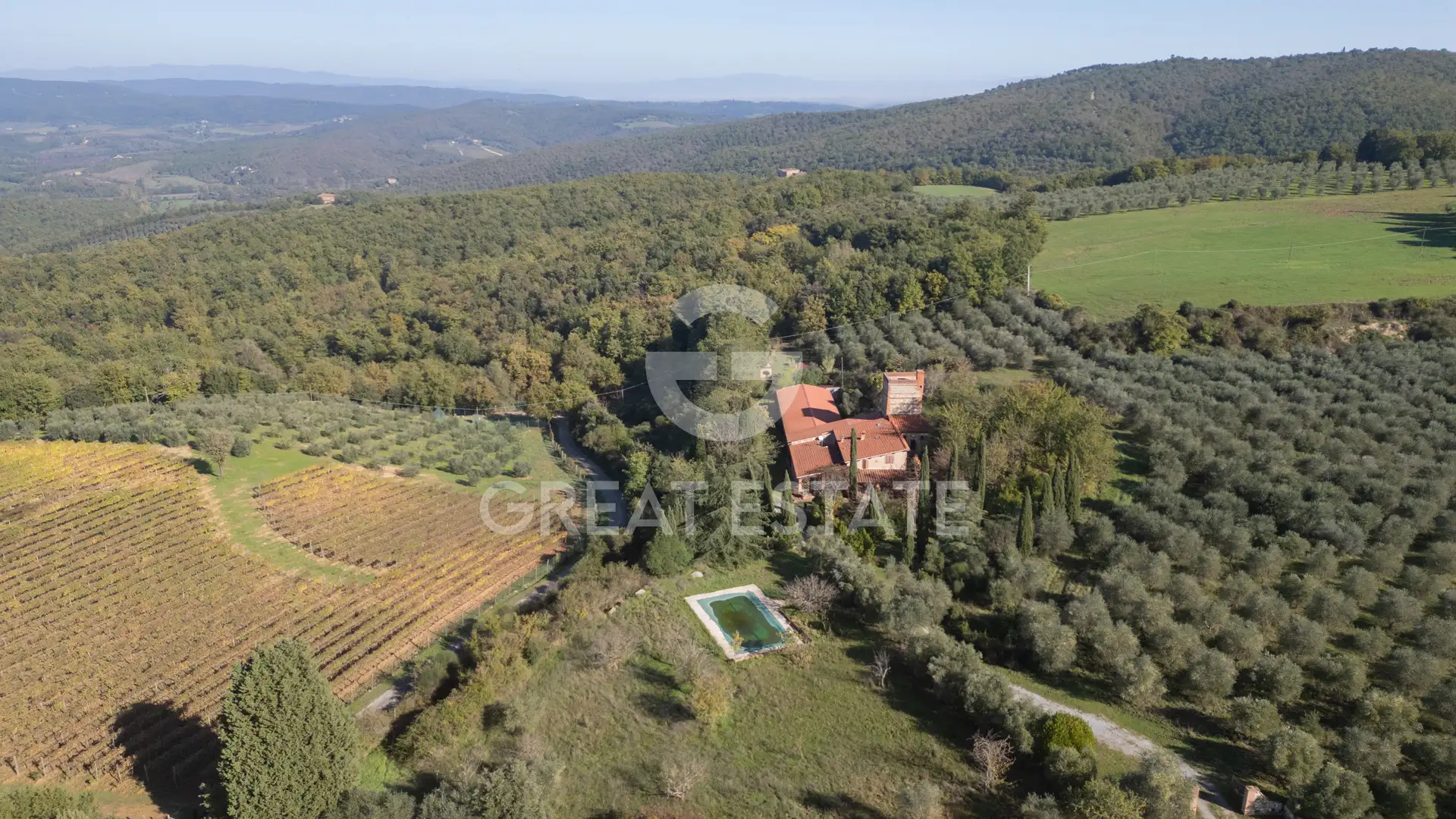 Дом 987м² в Италии, Сиена. Стоимостью 740000€ аренда фото-8
