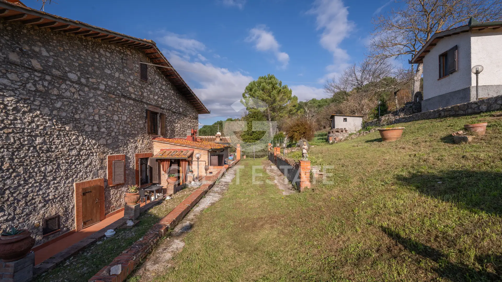 Дом 1412м² в Италии, Сиена. Стоимостью 1190000€ аренда фото-15