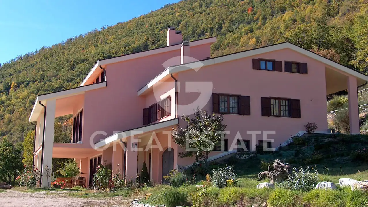 Вилла 802м² в Италии, Перуджа. Стоимостью 690000€ аренда фото-7