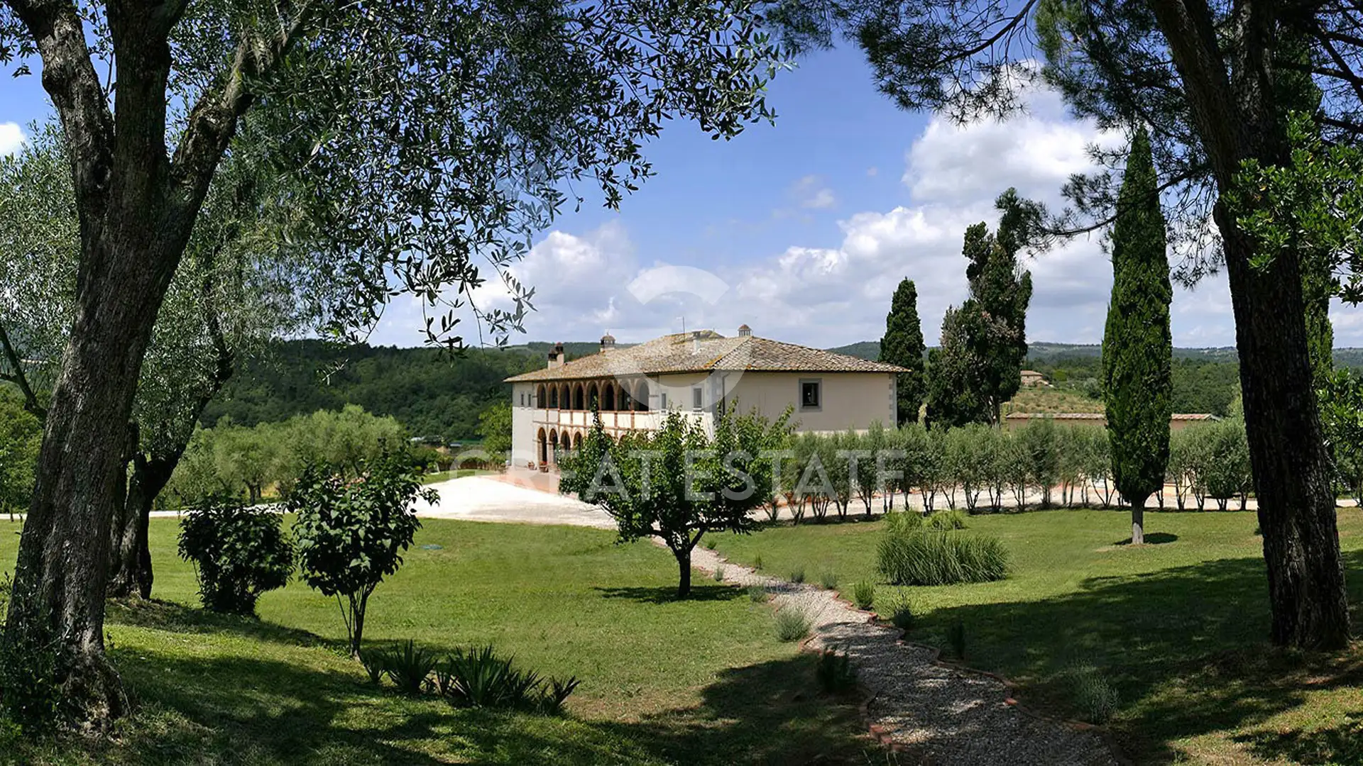 Вилла 907м² в Италии, Сиена. Стоимостью 2950000€ аренда фото-2