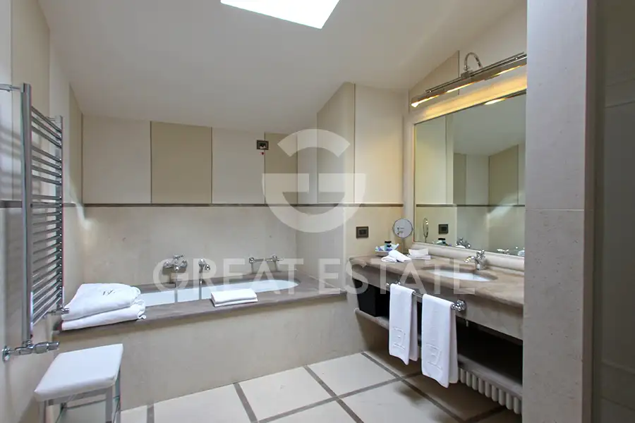 Квартира 137м² в Италии, Сиена. Стоимостью 546000€ аренда фото-14