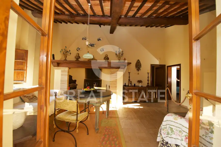 Вилла 880м² в Италии, Сиена. Стоимостью 1630000€ аренда фото-9
