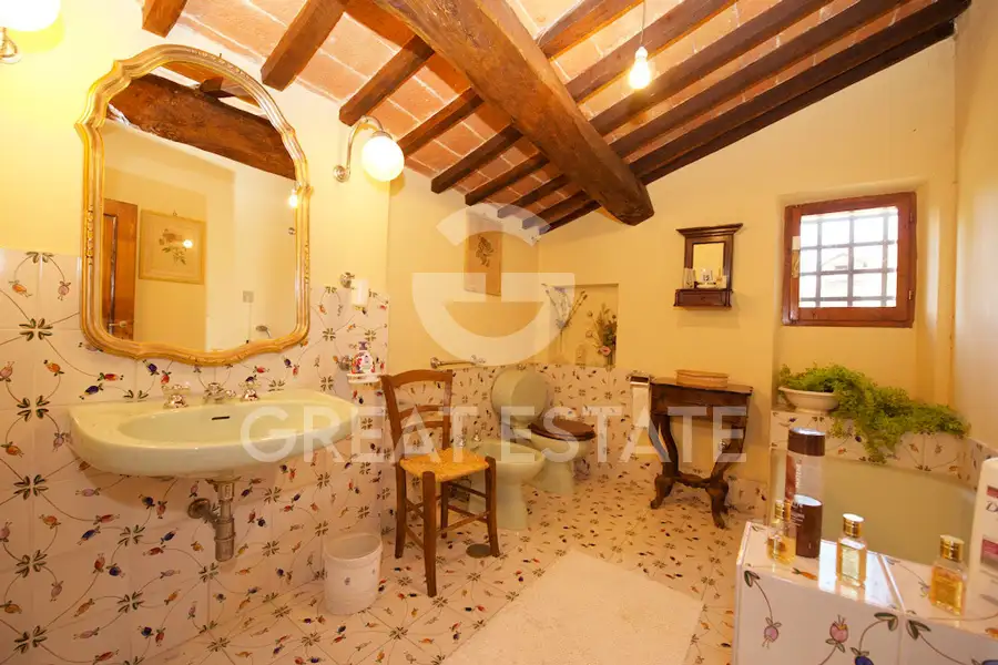 Вилла 880м² в Италии, Сиена. Стоимостью 1630000€ аренда фото-15