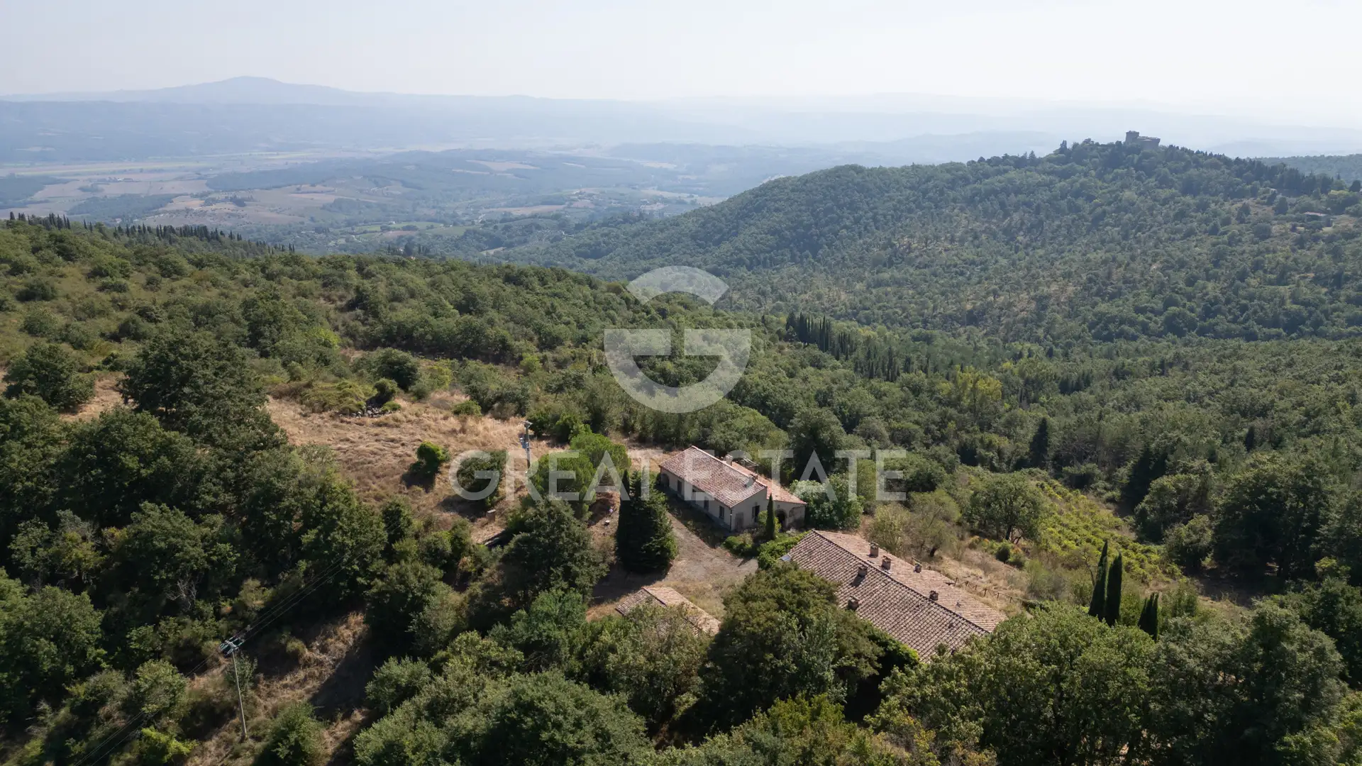 Дом 760м² в Италии, Сиена. Стоимостью 1650000€ аренда фото-5