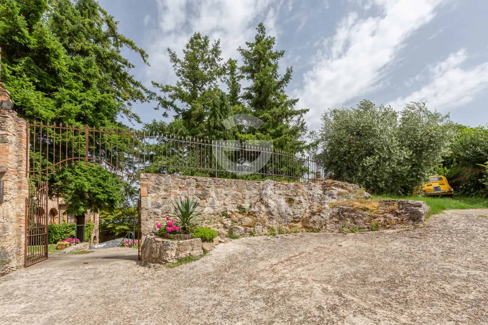 Дом 1453м² в Италии, Сиена. Стоимостью 1290000€ аренда фото-15
