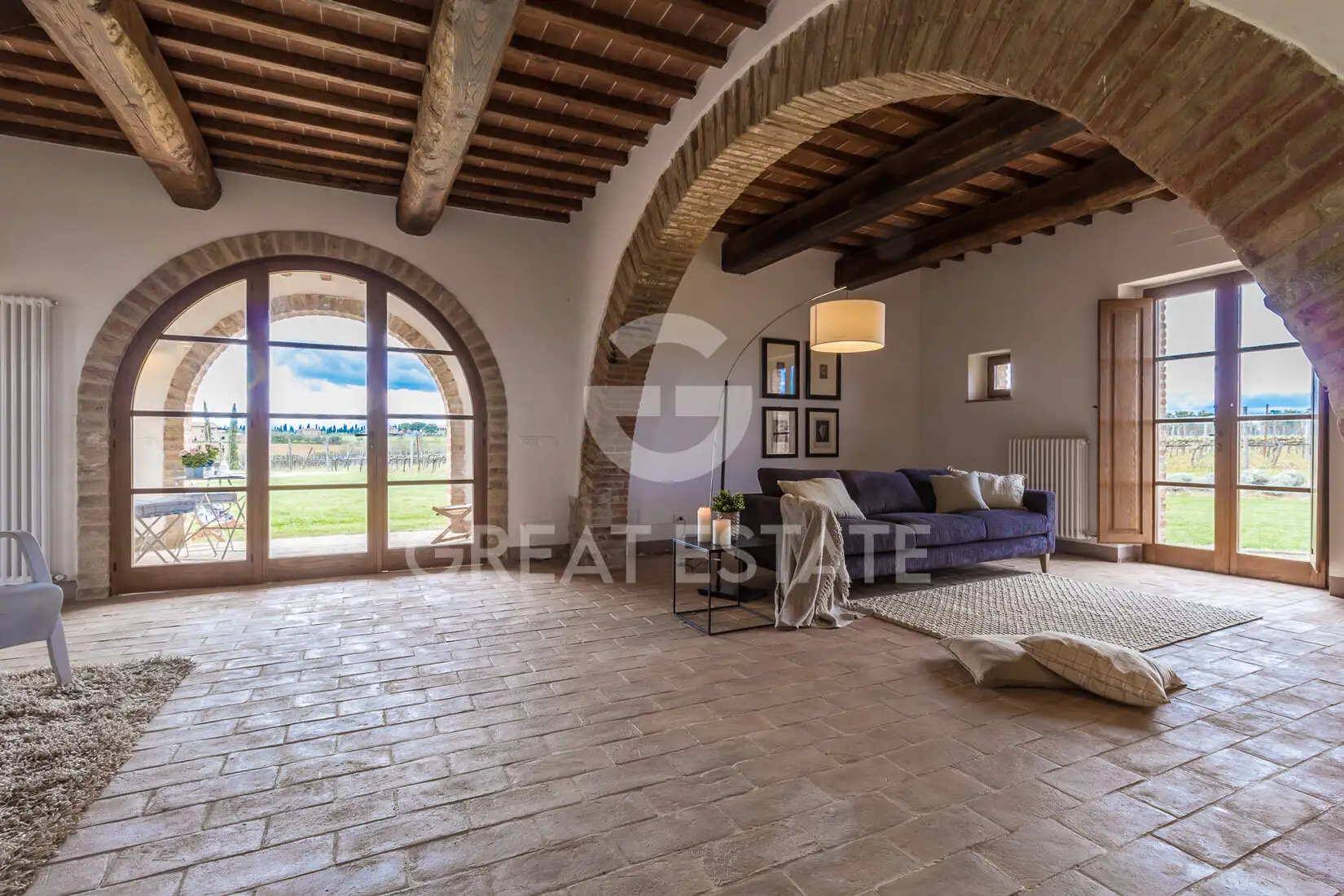 Дом 305м² в Италии, Ареццо. Стоимостью 1200000€ аренда фото-10