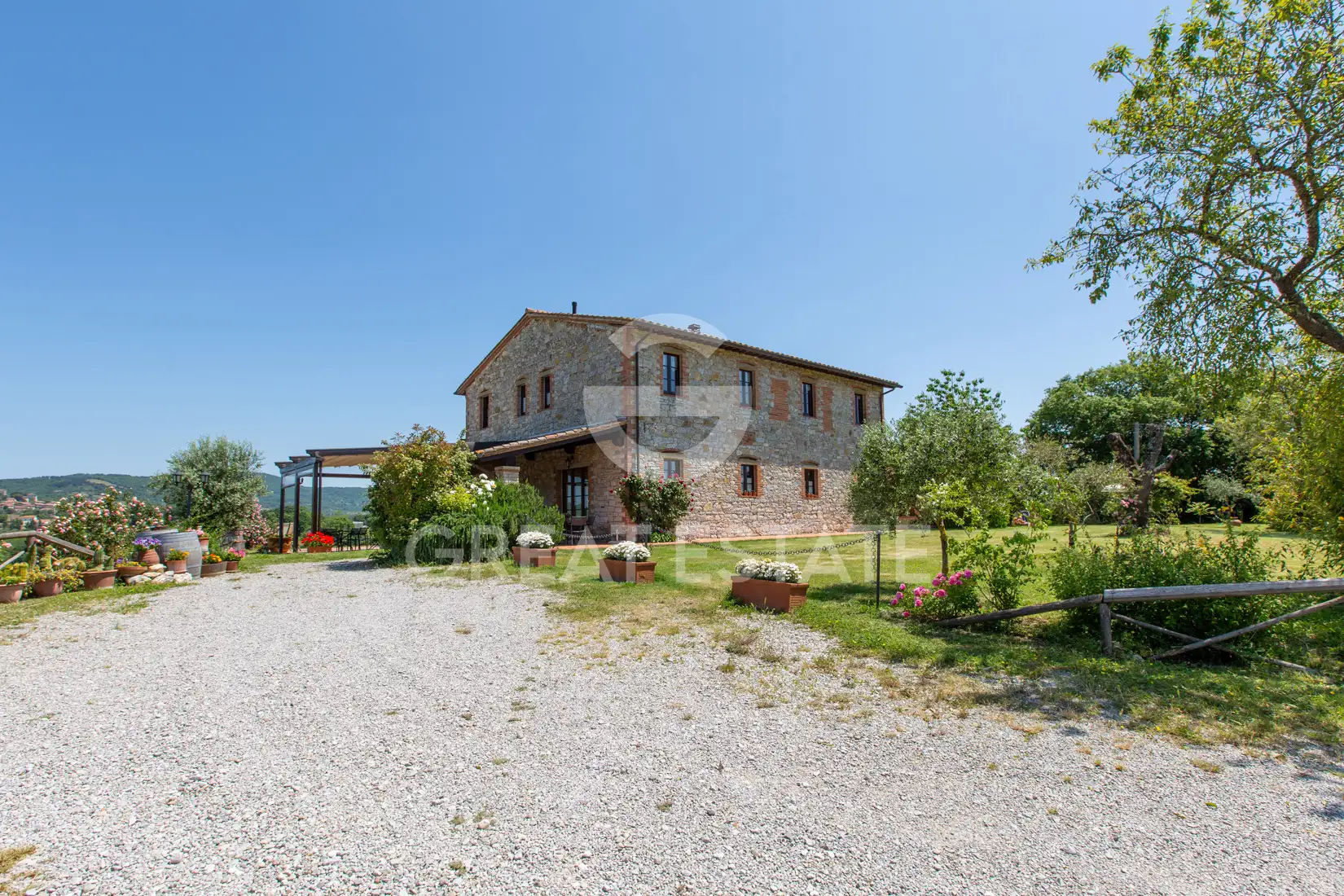 Дом 810м² в Италии, Терни. Стоимостью 1185000€ аренда фото-3