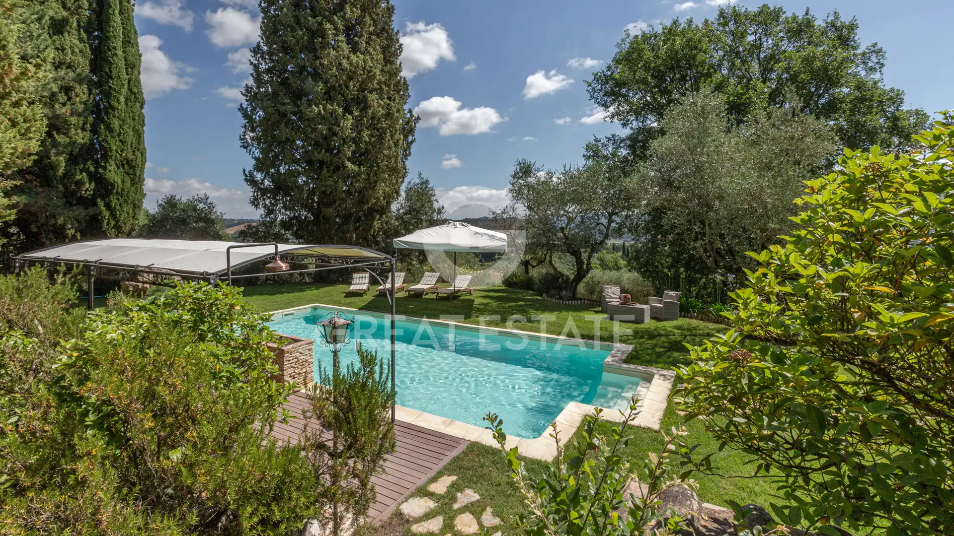 Дом 447м² в Италии, Сиена. Стоимостью 1490000€ аренда фото-7