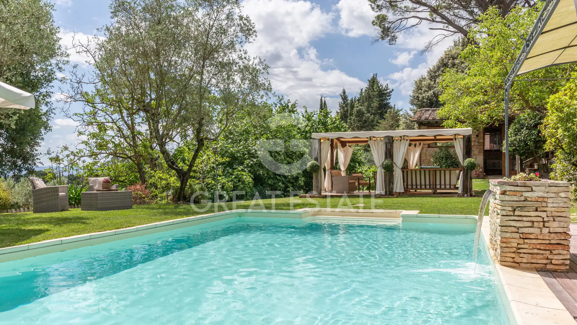 Дом 447м² в Италии, Сиена. Стоимостью 1490000€ аренда фото-10