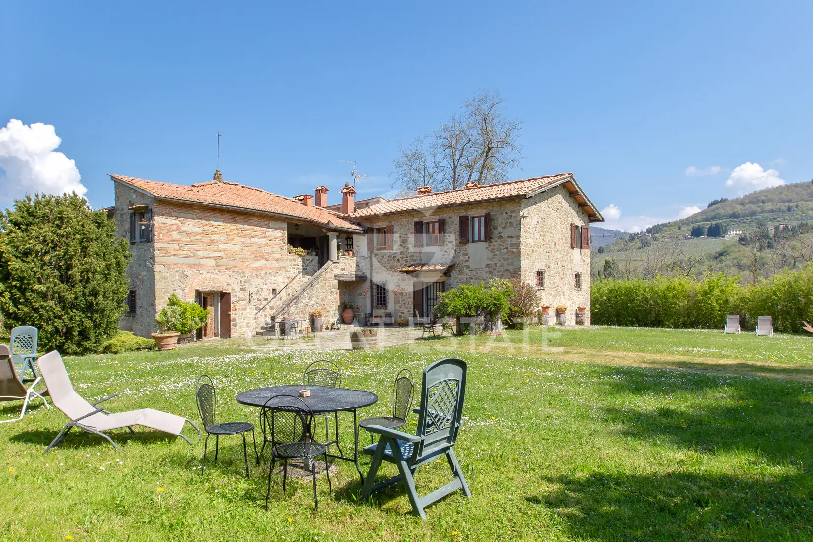 Дом 1563м² в Италии, Флоренция. Стоимостью 1950000€ аренда фото-3