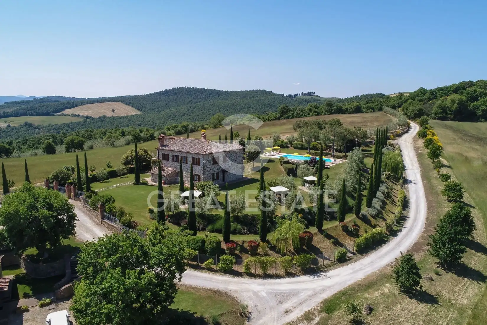 Дом 937м² в Италии, Сиена. Стоимостью 3900000€ аренда фото-2