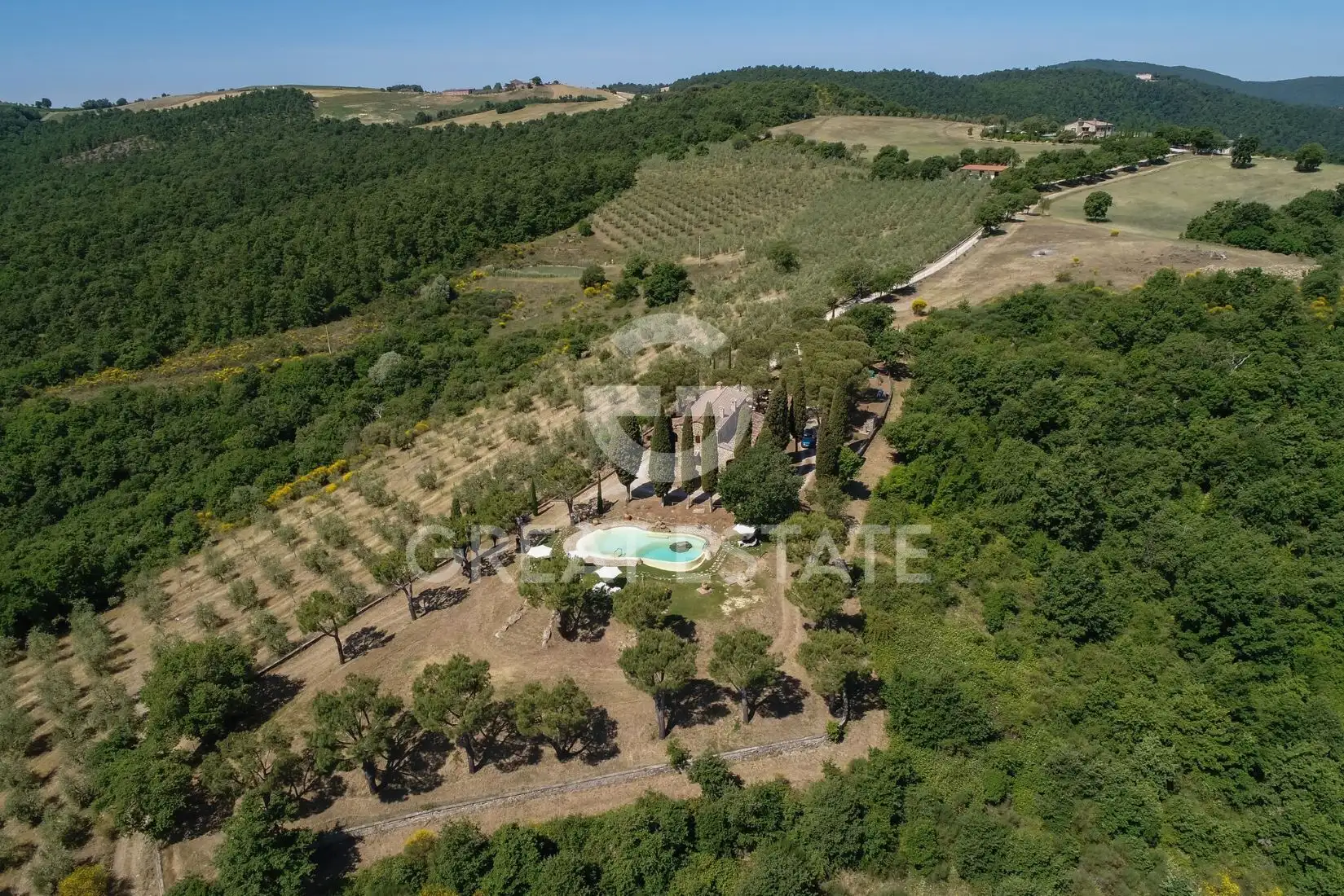 Дом 937м² в Италии, Сиена. Стоимостью 3900000€ аренда фото-6