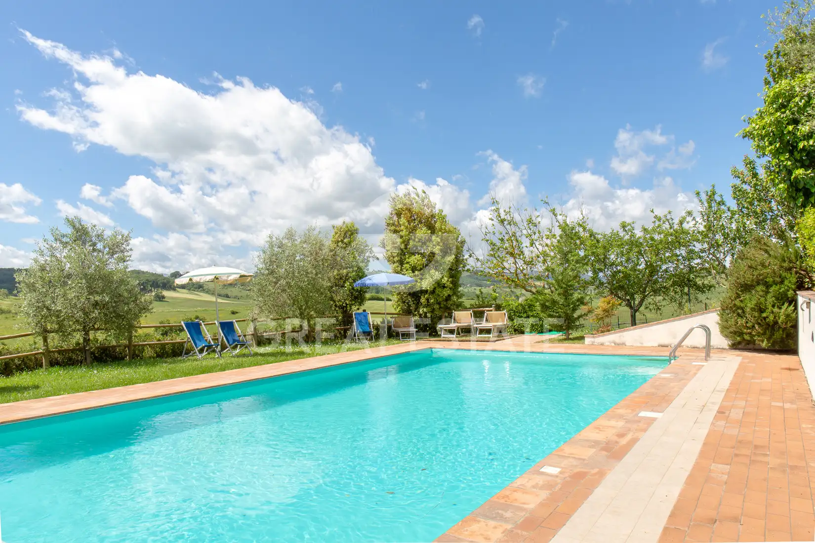Дом 458м² в Италии, Сиена. Стоимостью 940000€ аренда фото-11