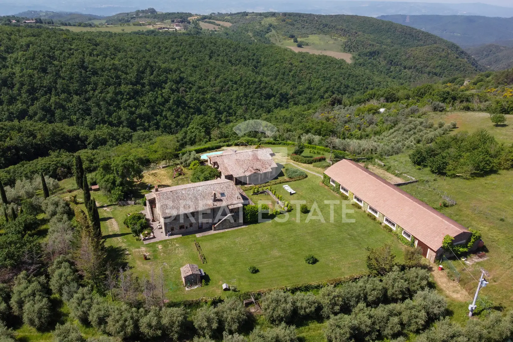 Дом 1170м² в Италии, Терни. Стоимостью 999000€ аренда фото-2