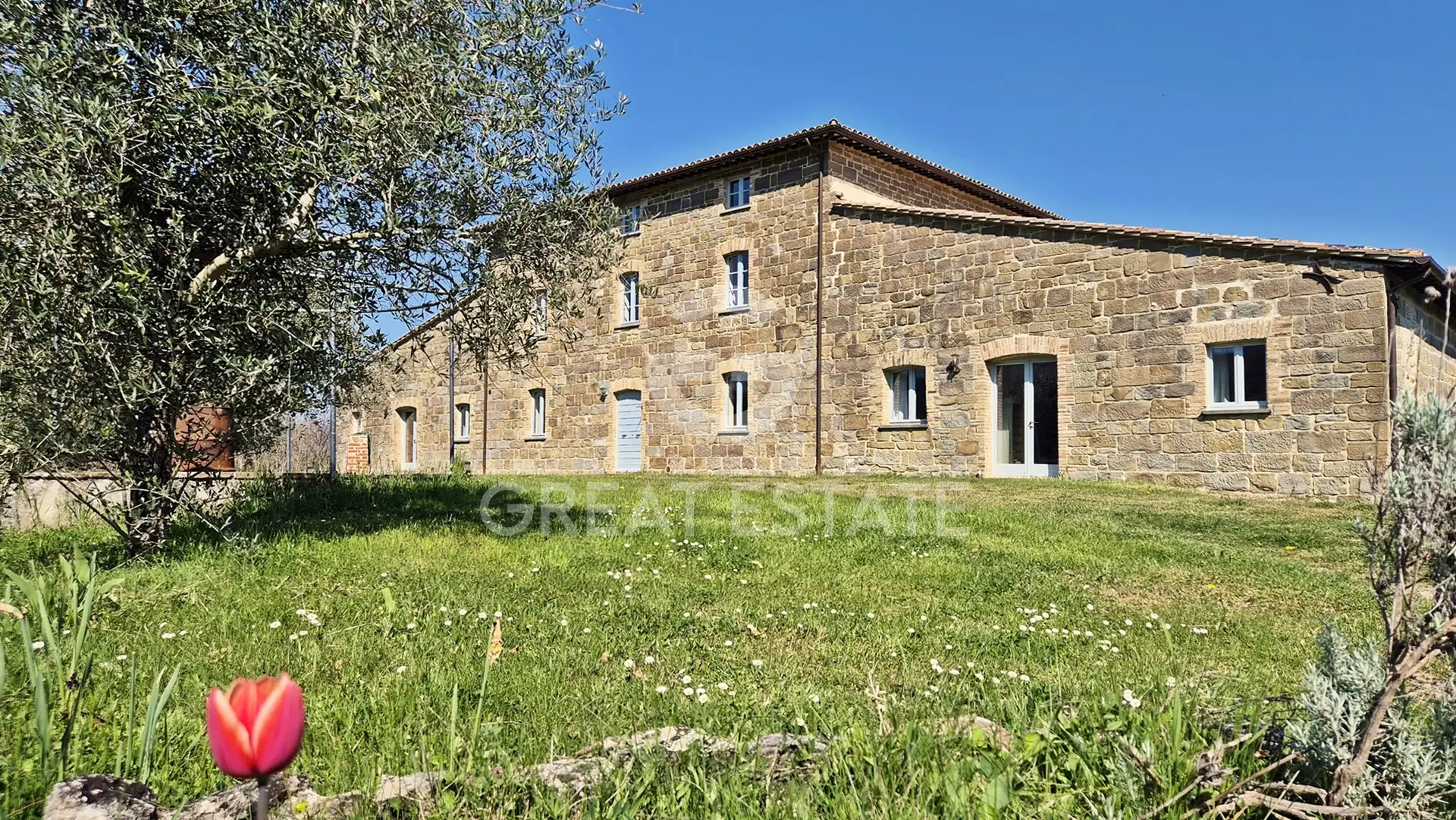 Дом 844м² в Италии, Перуджа. Стоимостью 780000€ аренда фото-15