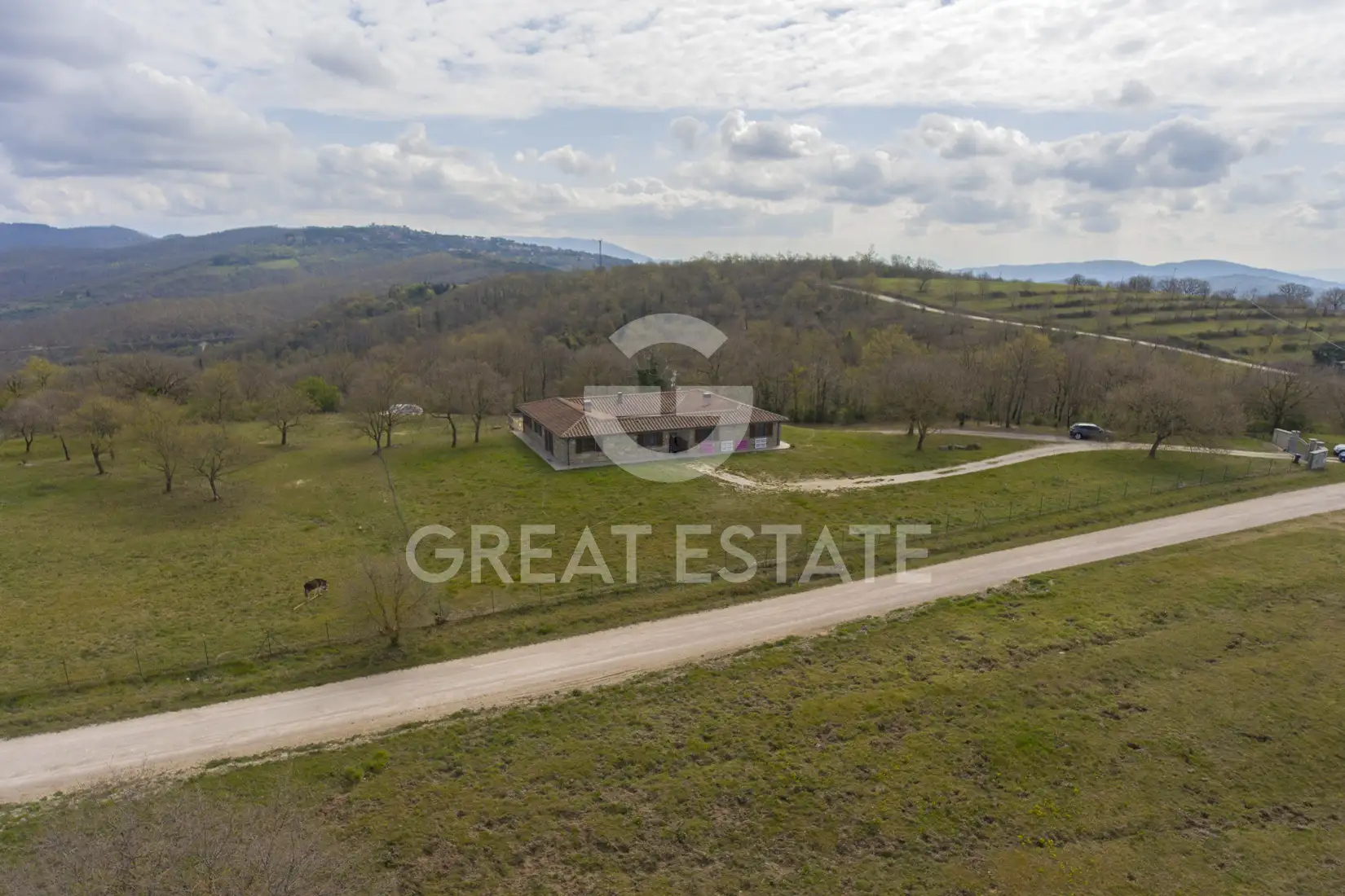 Дом 875м² в Италии, Перуджа. Стоимостью 900000€ аренда фото-13