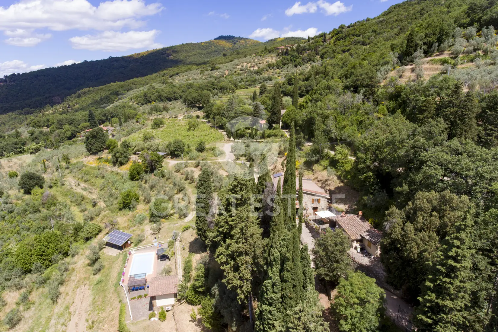 Дом 926м² в Италии, Ареццо. Стоимостью 1500000€ аренда фото-2