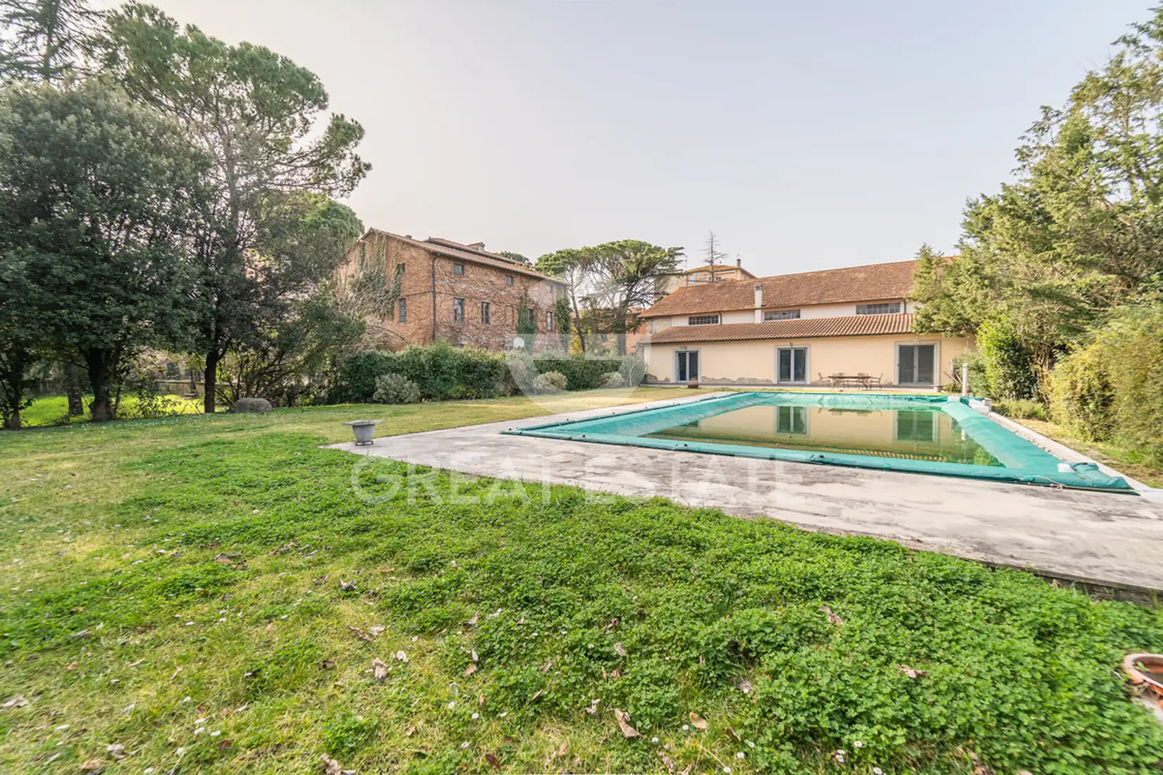 Вилла 2165м² в Италии, Перуджа. Стоимостью 790000€ аренда фото-1