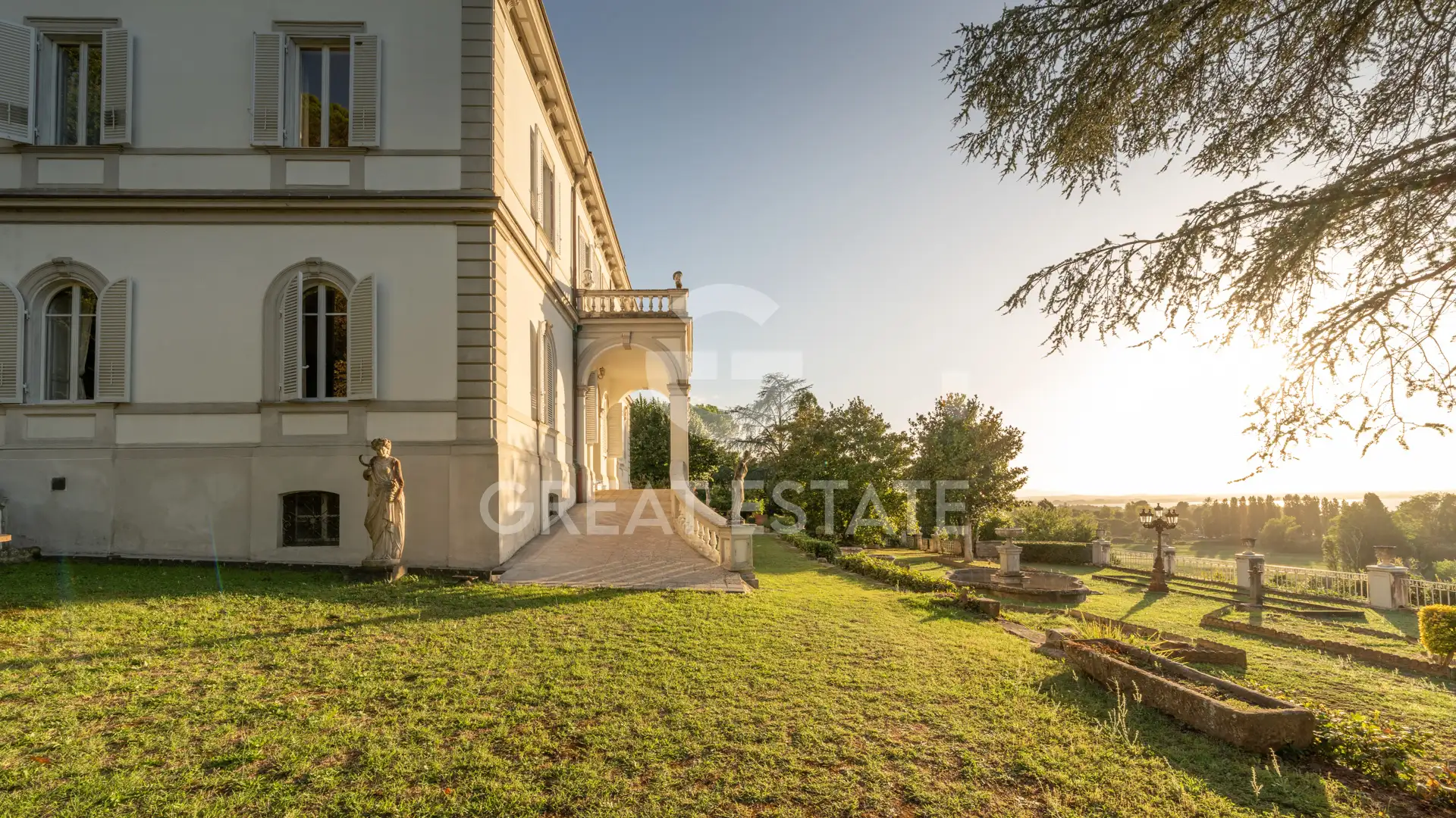 Вилла 1097м² в Италии, Перуджа. Стоимостью 2300000€ аренда фото-12