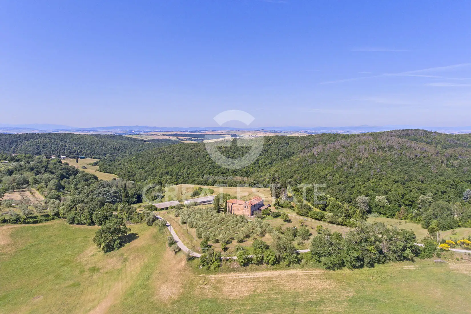 Дом 1236м² в Италии, Сиена. Стоимостью 1390000€ аренда фото-6