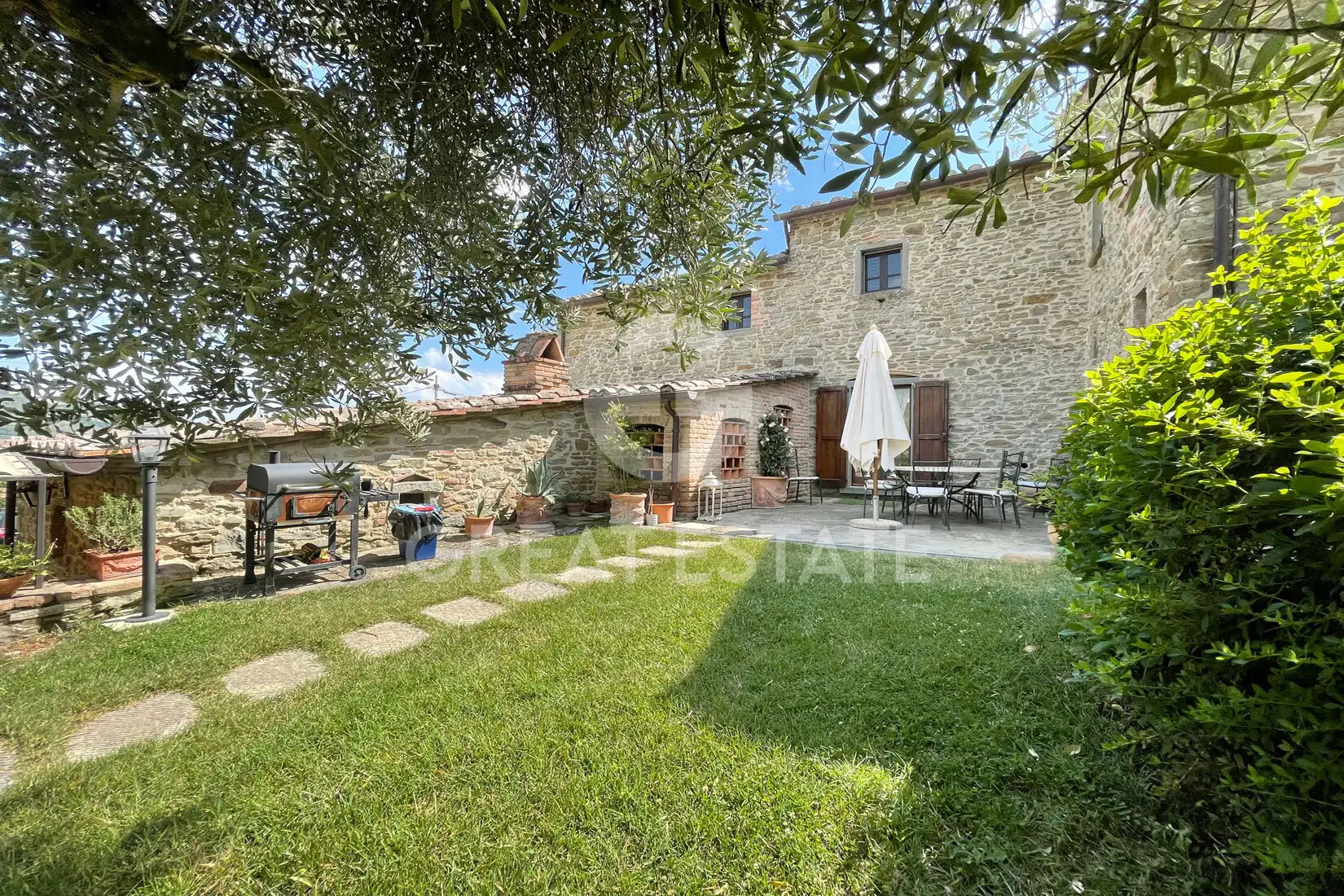 Дом 345м² в Италии, Ареццо. Стоимостью 1400000€ аренда фото-6