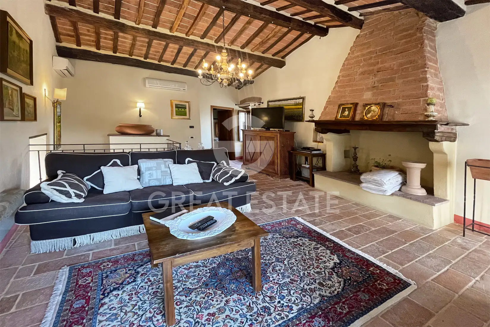 Дом 345м² в Италии, Ареццо. Стоимостью 1400000€ аренда фото-13
