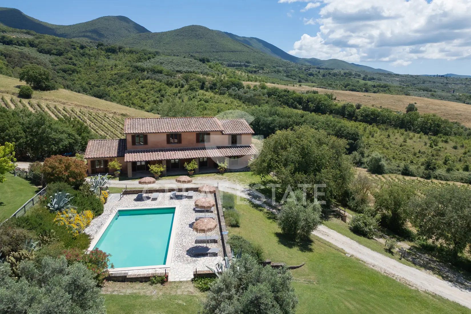 Дом 1342м² в Италии, Терни. Стоимостью 1390000€ аренда фото-3