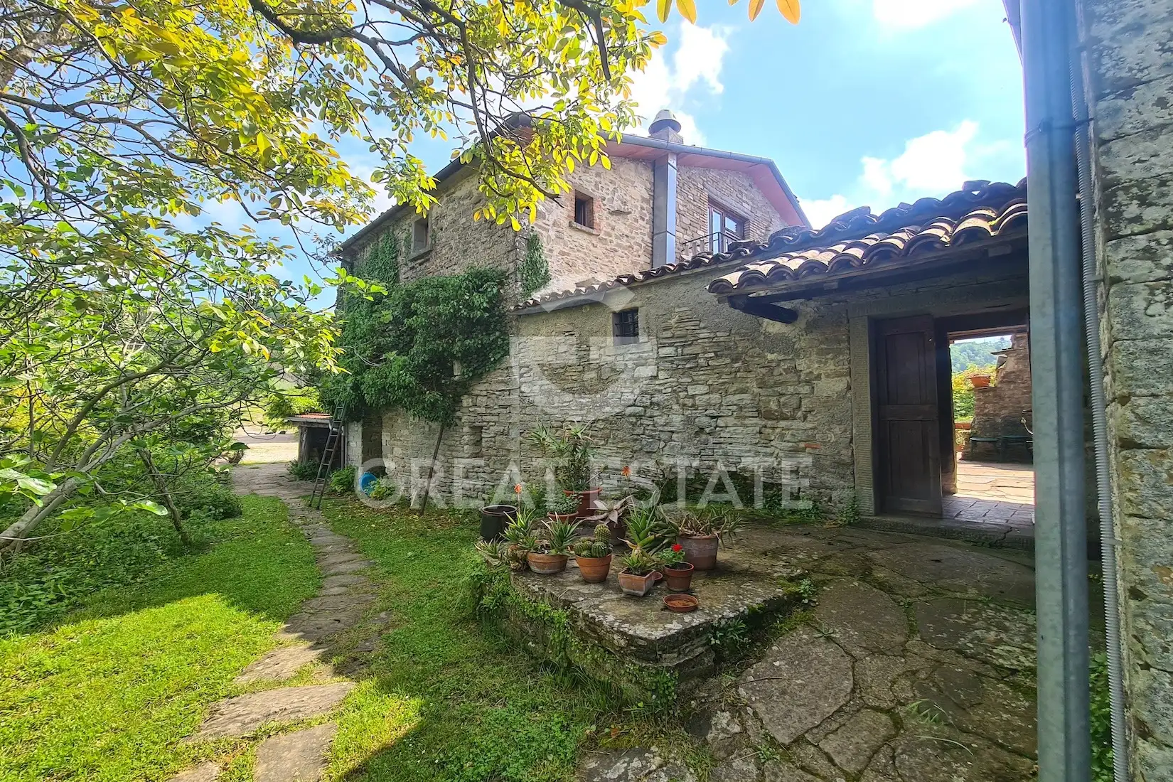 Дом 635м² в Италии, Перуджа. Стоимостью 595000€ аренда фото-11