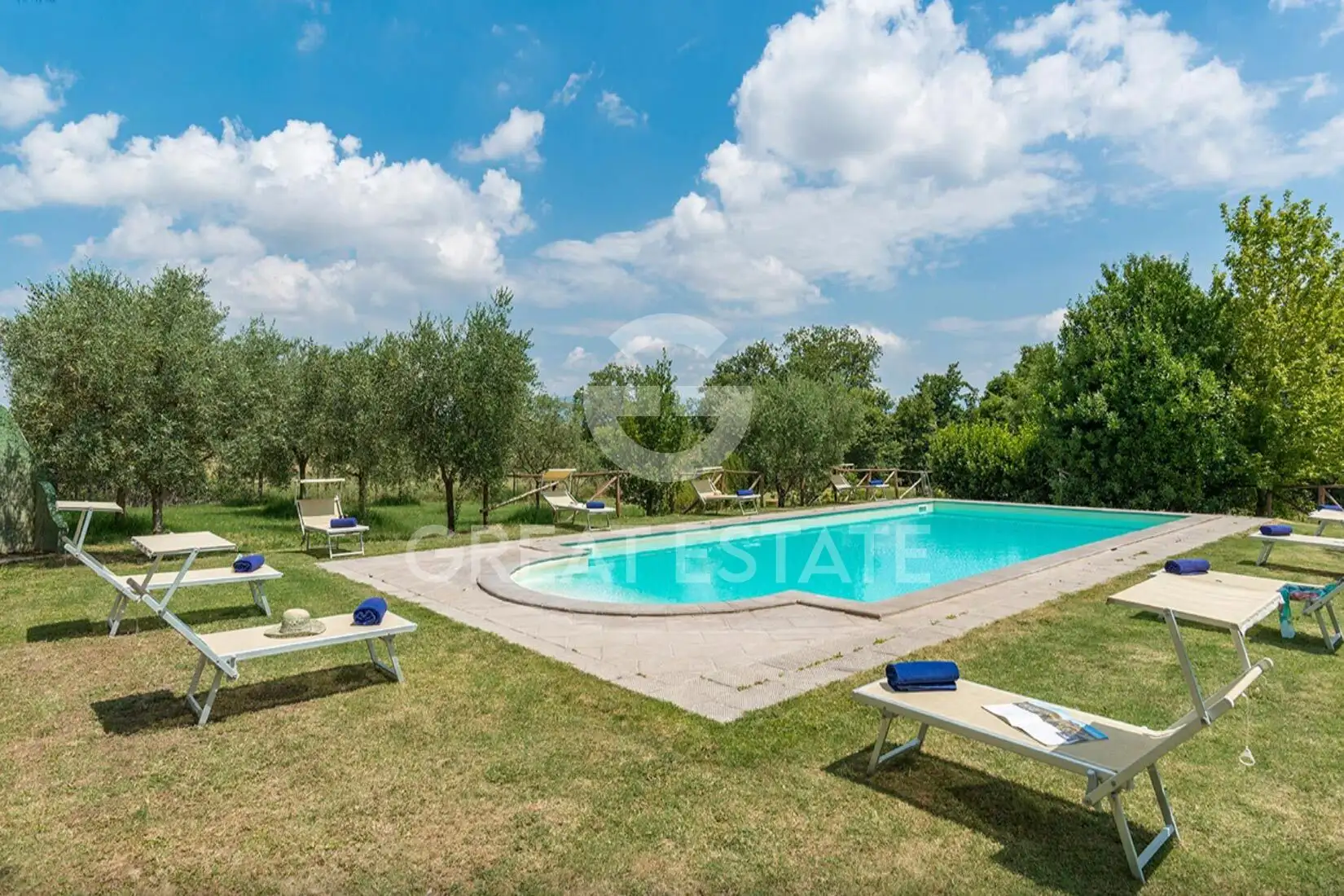 Дом 385м² в Италии, Ареццо. Стоимостью 1090000€ аренда фото-4