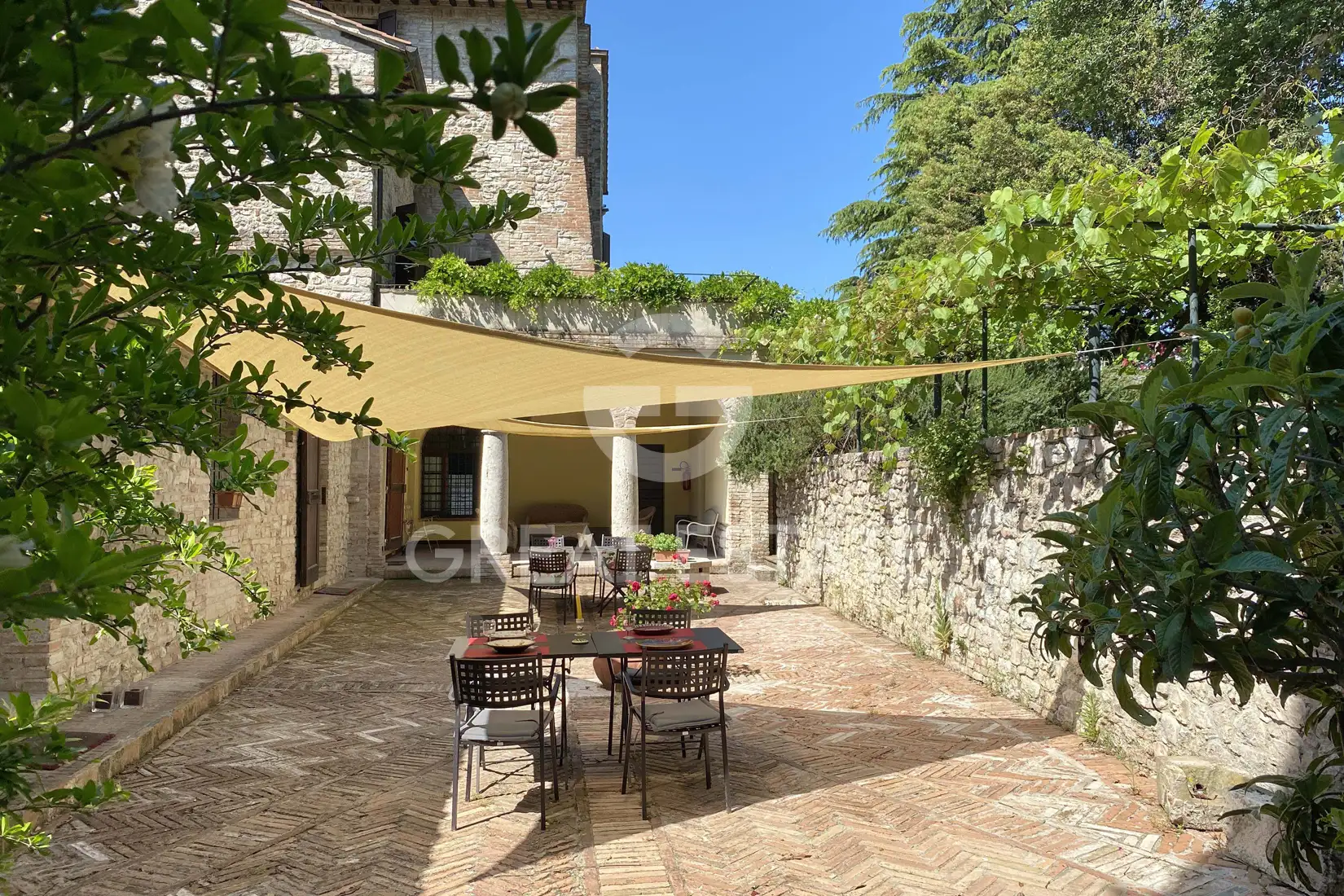 Дом 1324м² в Италии, Перуджа. Стоимостью 1380000€ аренда фото-3