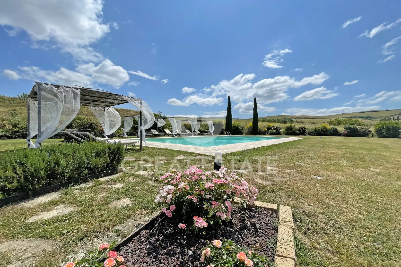 Дом 848м² в Италии, Сиена. Стоимостью 1750000€ аренда фото-12