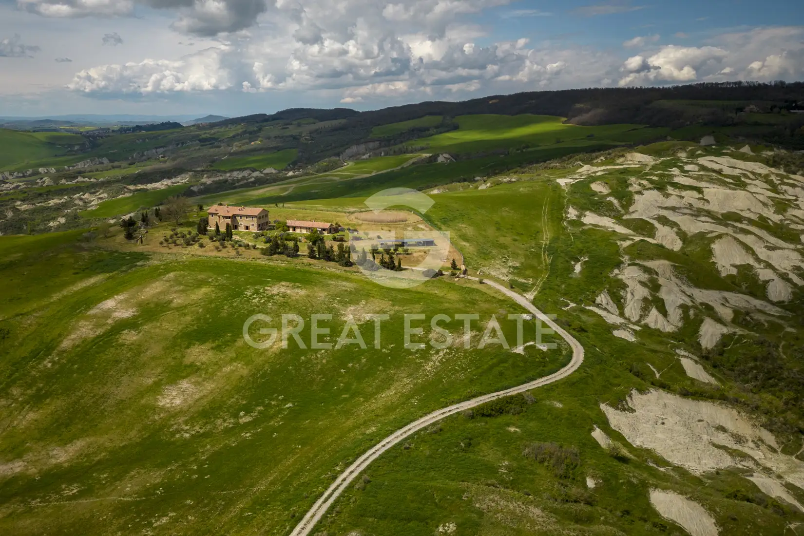 Дом 578м² в Италии, Сиена. Стоимостью 2400000€ аренда фото-9