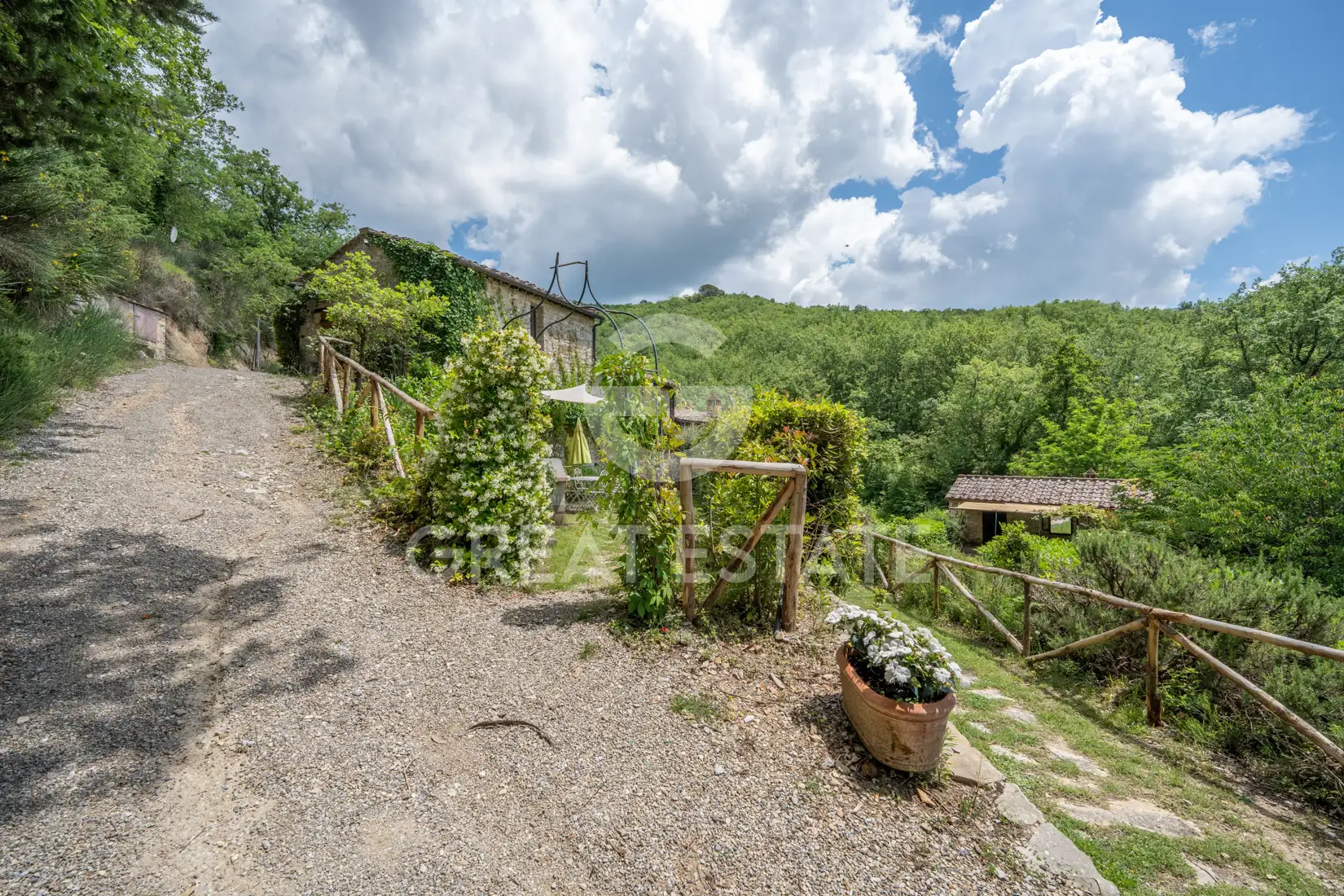Дом 945м² в Италии, Сиена. Стоимостью 1700000€ аренда фото-14