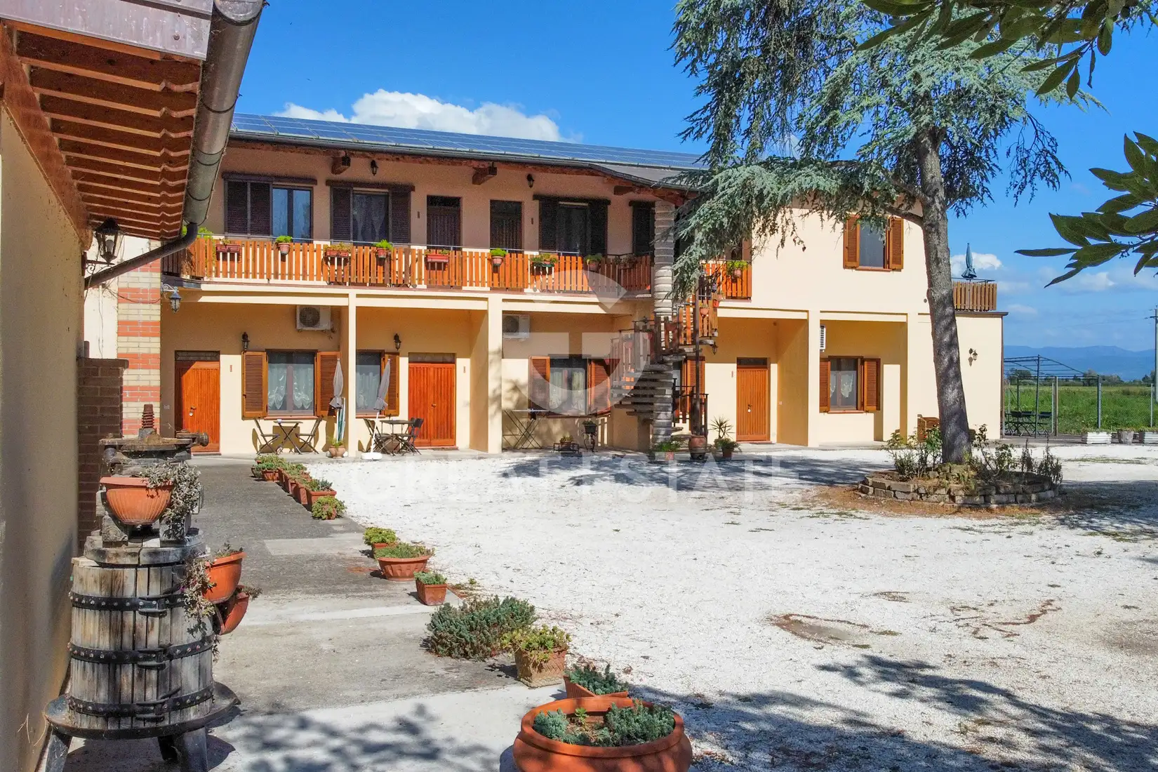 Дом 1025м² в Италии, Перуджа. Стоимостью 895000€ аренда фото-8