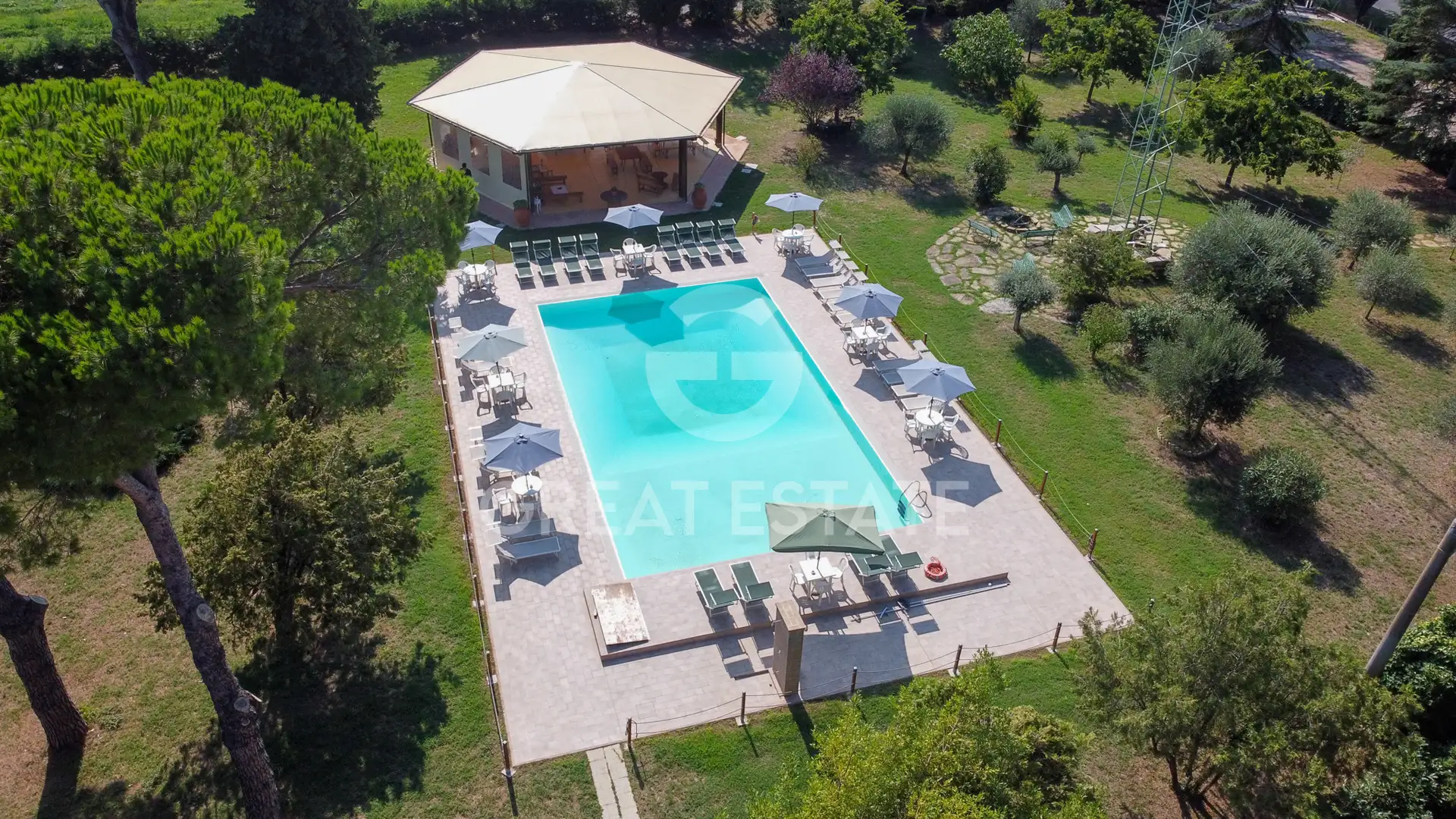 Дом 1025м² в Италии, Перуджа. Стоимостью 895000€ аренда фото-9